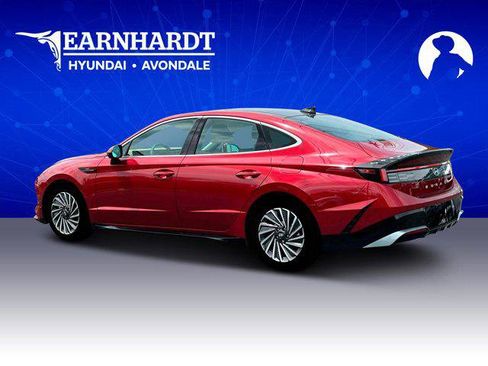 New 2025 Hyundai Sonata Limited image 4
