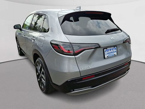 Used 2026 Honda HR-V EX-L image 8
