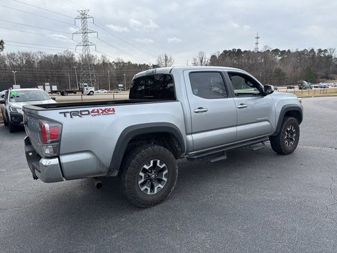 Used 2023 Toyota Tacoma TRD Off-Road image 6
