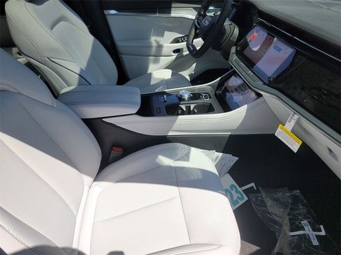 New 2025 Jeep Wagoneer S Limited image 12