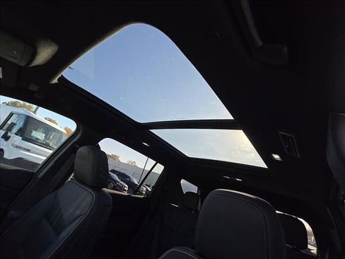 New 2026 Chevrolet Traverse High Country image 21