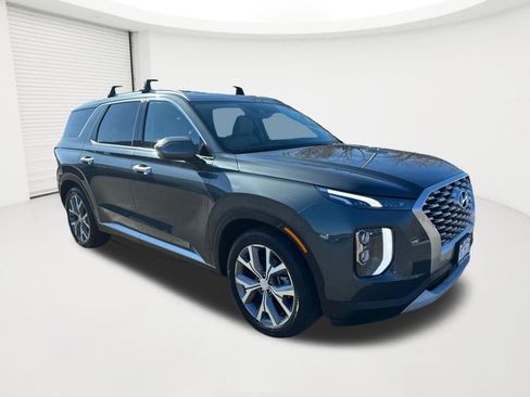 Used 2022 Hyundai Palisade SEL w/ Premium Package image 3