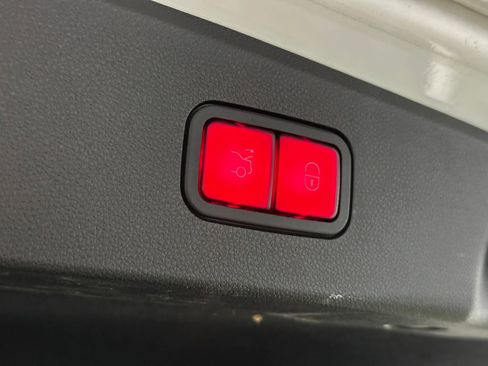 Used 2015 Mercedes-Benz E 63 AMG S-Model image 19