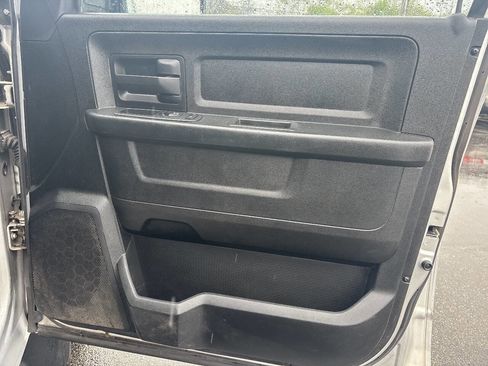 Used 2018 RAM 1500 ST w/ SXT Appearance Group AWD/4WD image 18