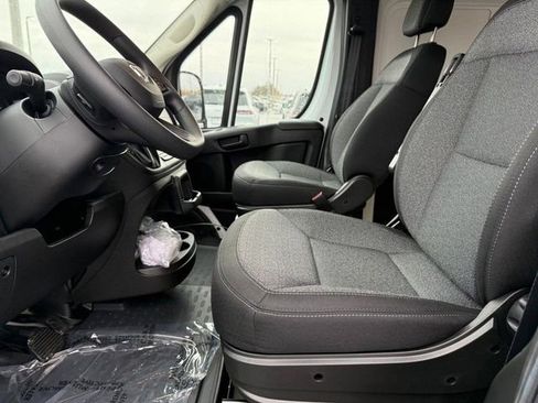 New 2025 RAM ProMaster 2500 w/ Convenience Group image 19