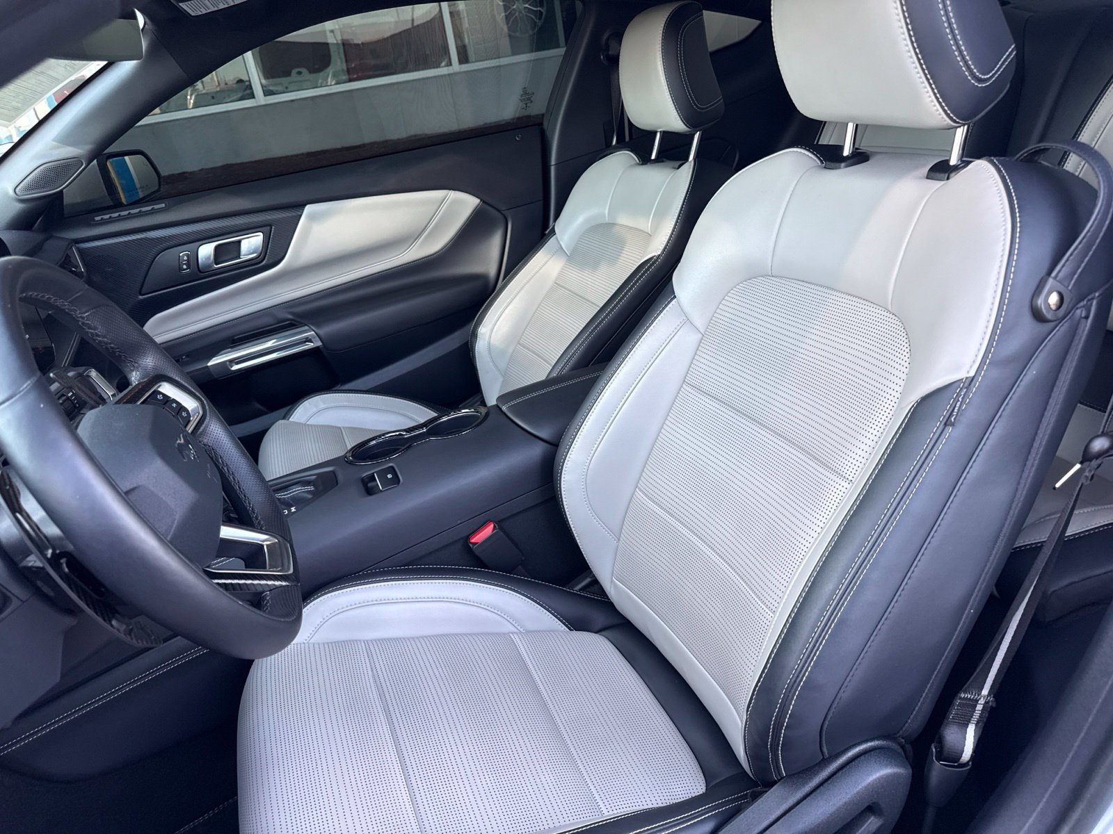 Used 2024 Ford Mustang GT Premium RWD image 18
