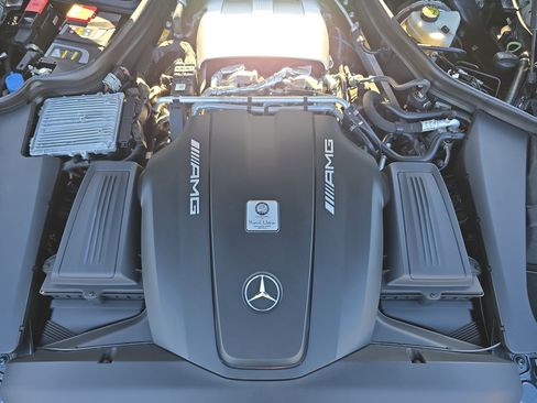 Used 2016 Mercedes-Benz AMG GT S image 27