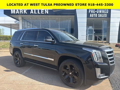 Used 2019 Cadillac Escalade Premium Luxury AWD/4WD image 1