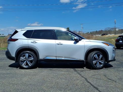 Certified 2023 Nissan Rogue SL w/ SL Premium Package image 2