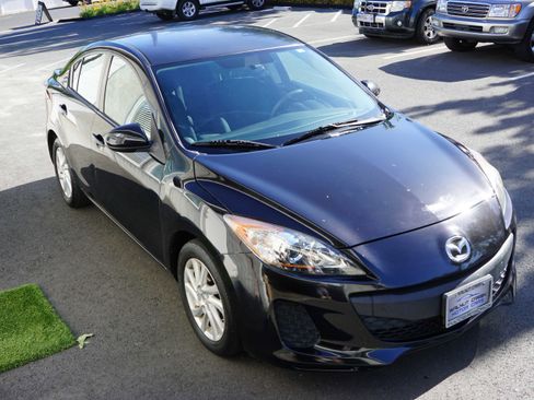 Used 2012 MAZDA MAZDA3 i Touring FWD image 8