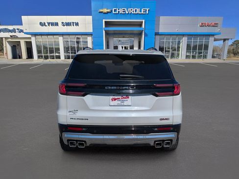 Certified 2024 GMC Acadia Denali image 9