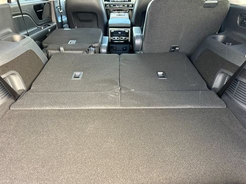 New 2026 Lincoln Aviator AWD image 15