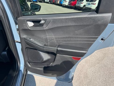 Used 2025 Ford Escape Active AWD/4WD image 24