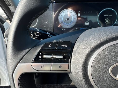 New 2026 Hyundai Elantra Limited image 15