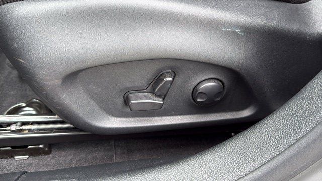 Certified 2023 Jeep Compass Limited w/ Sun and Sound Group AWD/4WD image 14
