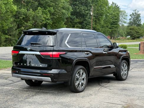 Used 2024 Toyota Sequoia Capstone AWD/4WD image 4