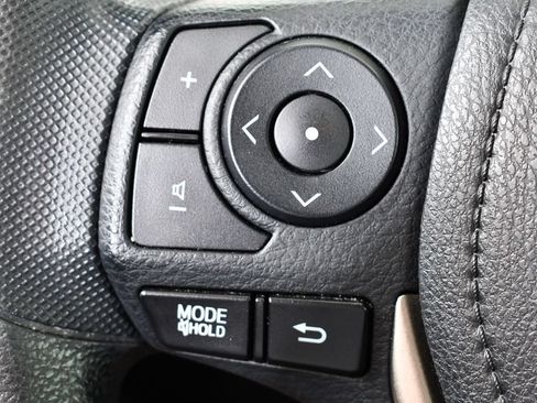 Used 2014 Toyota RAV4 XLE FWD image 30
