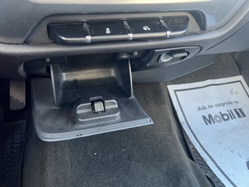 Used 2014 Chevrolet Silverado 1500 LT image 20