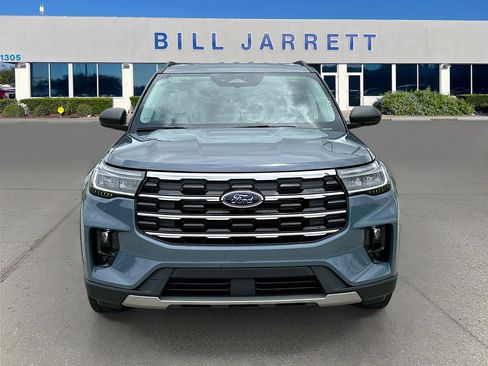 New 2026 Ford Explorer Active w/ Active Comfort Package RWD image 2