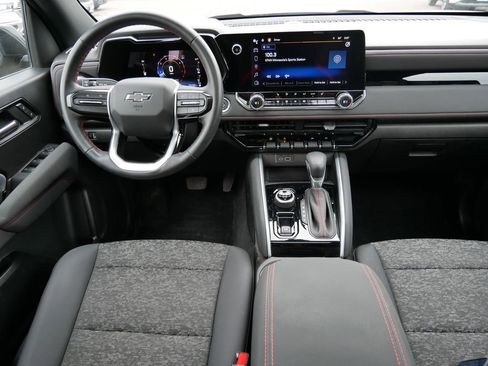 Used 2023 Chevrolet Colorado Z71 w/ Z71 Convenience Package 2 image 14