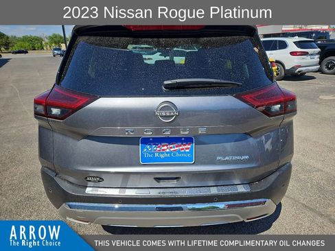 Used 2023 Nissan Rogue Platinum w/ Platinum Premium Package FWD image 11