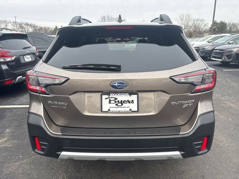 Certified 2022 Subaru Outback Limited XT w/ Popular Package #2 image 4