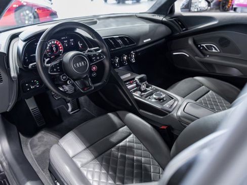 Used 2017 Audi R8 V10 plus image 15