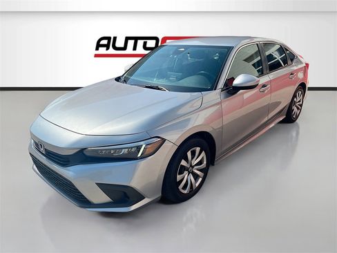 Used 2023 Honda Civic LX image 3