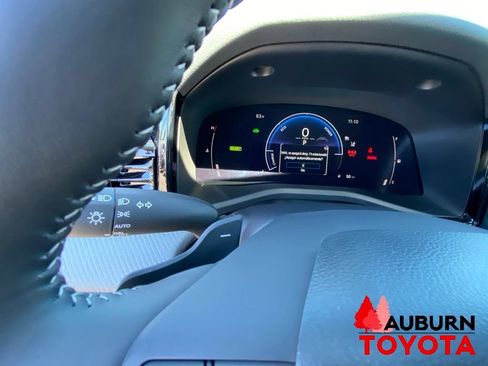 New 2026 Toyota Camry SE w/ Convenience Package FWD image 29