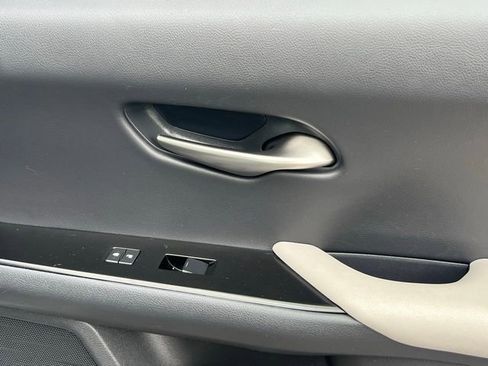 Used 2022 Lexus UX 250h w/ Premium Package image 14