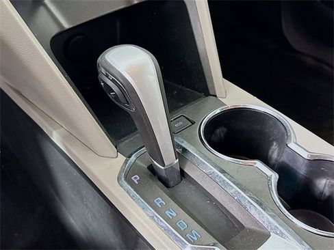 Used 2011 Chevrolet Equinox LS image 16