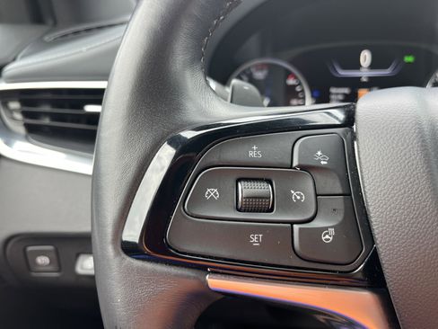 Used 2024 Buick Enclave Premium image 12