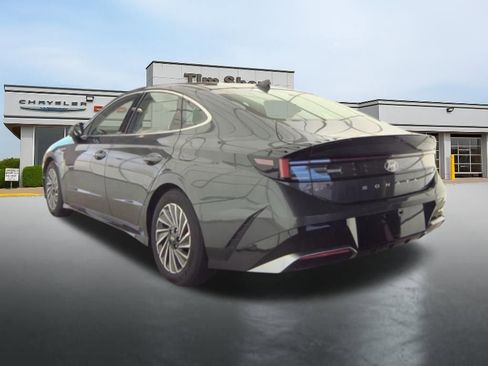 Used 2025 Hyundai Sonata SEL FWD image 7