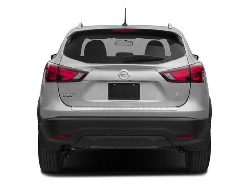Used 2018 Nissan Rogue Sport SV w/ SV Technology Package AWD/4WD image 8
