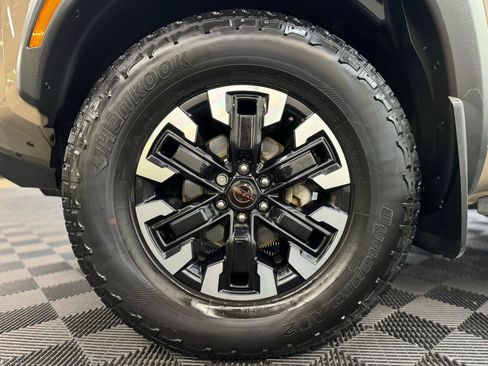 Used 2023 Nissan Frontier PRO-4X w/ Tow Package image 9