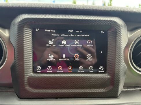 Used 2022 Jeep Wrangler Unlimited Sport AWD/4WD image 25