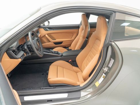 New 2026 Porsche 911 Carrera 4S AWD/4WD image 17