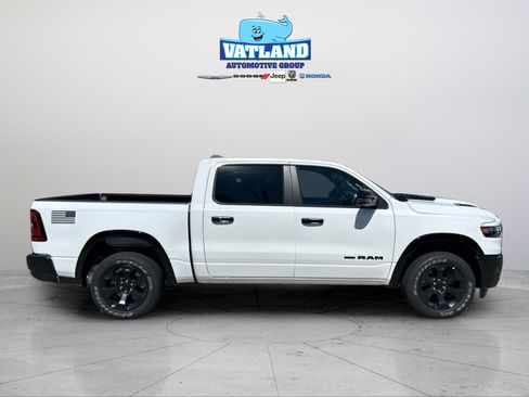 New 2026 RAM 1500 Big Horn AWD/4WD image 6