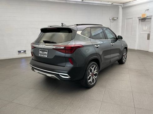 Used 2023 Kia Seltos SX w/ SX Sunroof Package AWD/4WD image 5