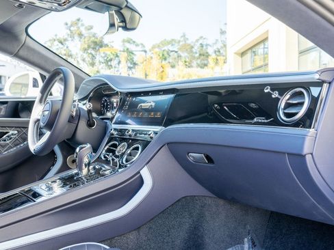 Used 2024 Bentley Continental GT Speed image 4