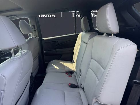 Used 2024 Honda Passport EX-L image 13