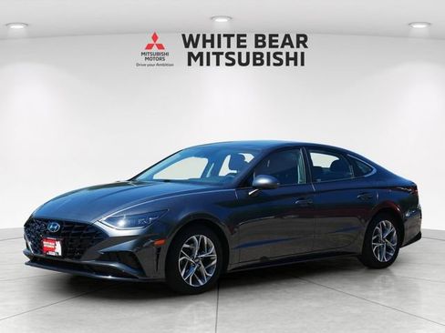 Used 2023 Hyundai Sonata SEL FWD image 2