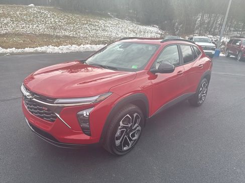 New 2026 Chevrolet Trax RS w/ Driver Confidence Package image 7