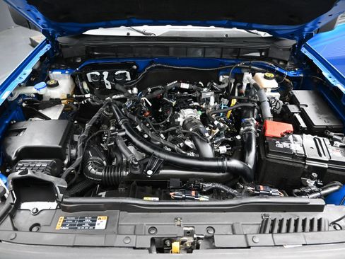 Used 2023 Ford Bronco Black Diamond AWD/4WD image 8