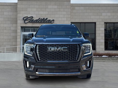 Used 2023 GMC Yukon Denali Ultimate image 7