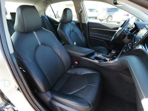 Used 2024 Toyota Camry XSE image 28