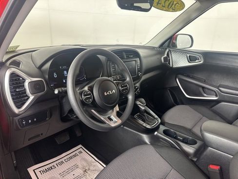 Used 2024 Kia Soul LX w/ Option Group 015 image 23