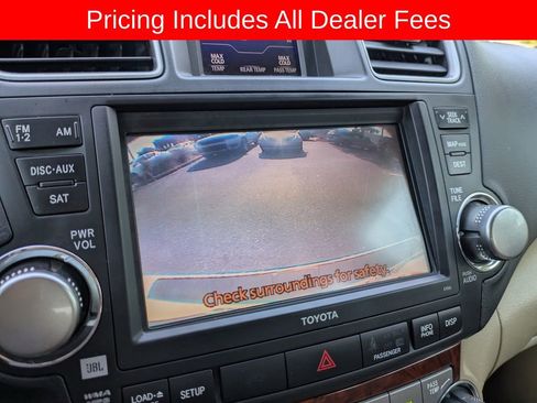 Used 2011 Toyota Highlander Limited w/ Tow Pkg FWD image 23