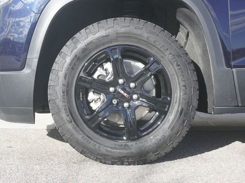 Used 2022 GMC Acadia AT4 w/ Preferred Package image 32