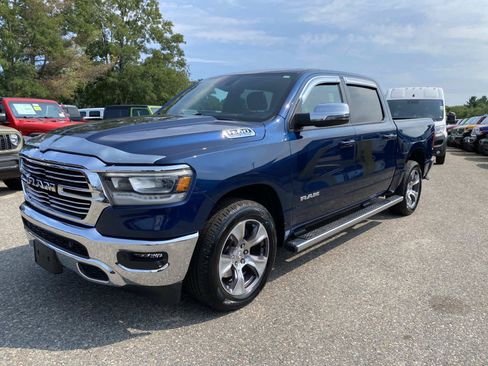 Used 2023 RAM 1500 Laramie AWD/4WD image 8
